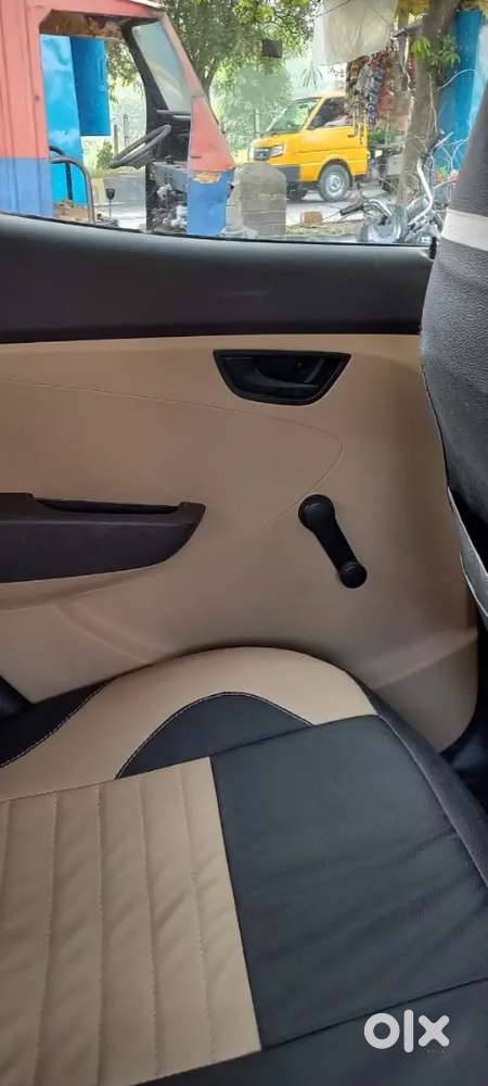 Hyundai Eon 2017 Cng & Hybrids 82000 Km Driven