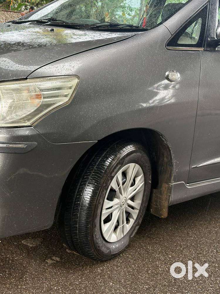 Toyota Innova 2.5 G (diesel) 8 Seater, 2014, Diesel