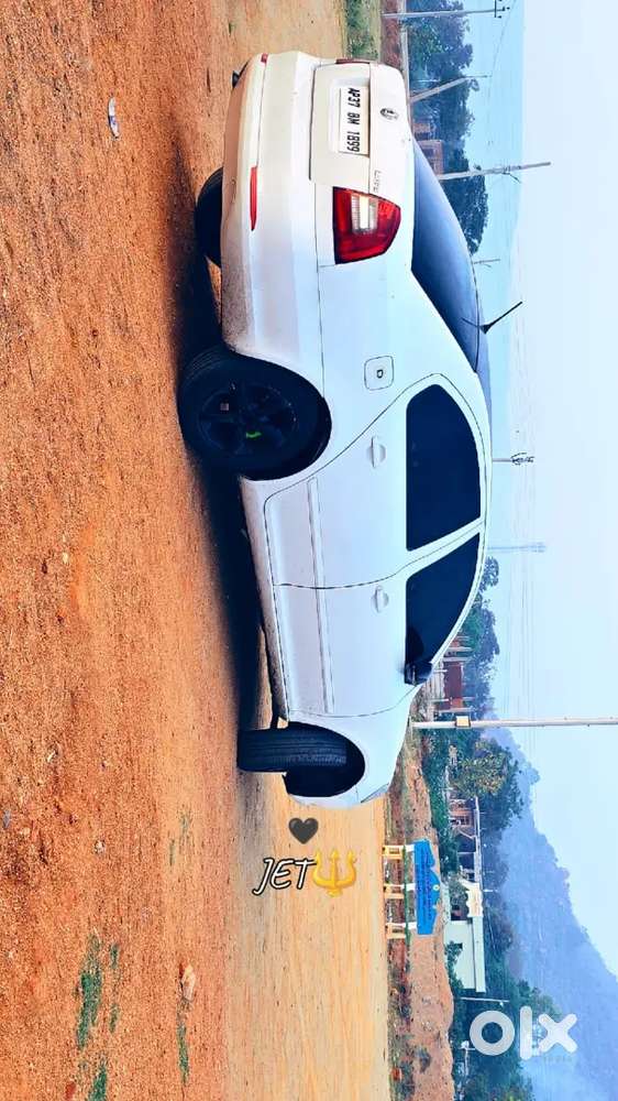 Skoda Laura Ambiente 2012 Diesel Manual Second Owner