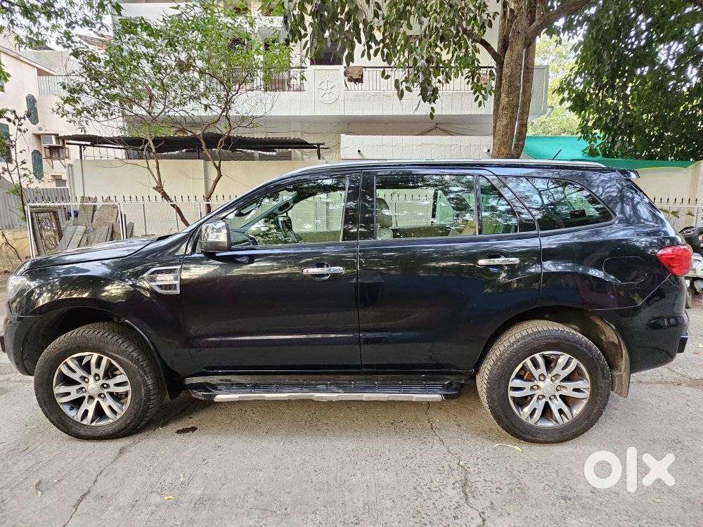 Ford Endeavour 3.2 Titanium 4x4 At, 2016, Diesel
