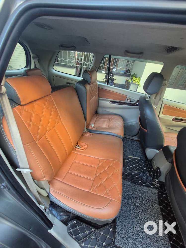 Toyota Innova 2.5 Vx 8 Str Bs-iii, 2013, Diesel