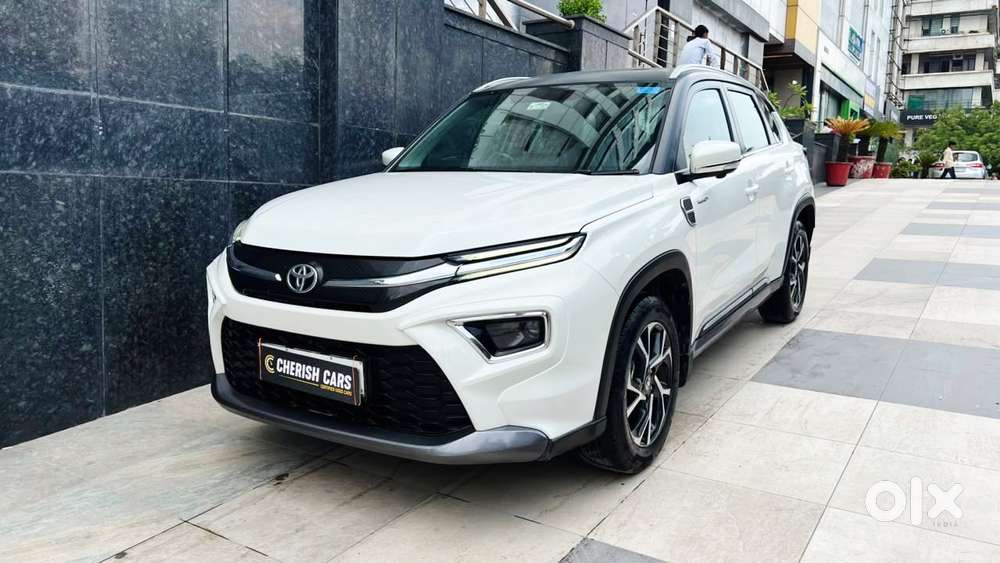 Toyota Urban Cruiser Hyryder 1.5 V Hybrid, 2023, Cng & Hybrids
