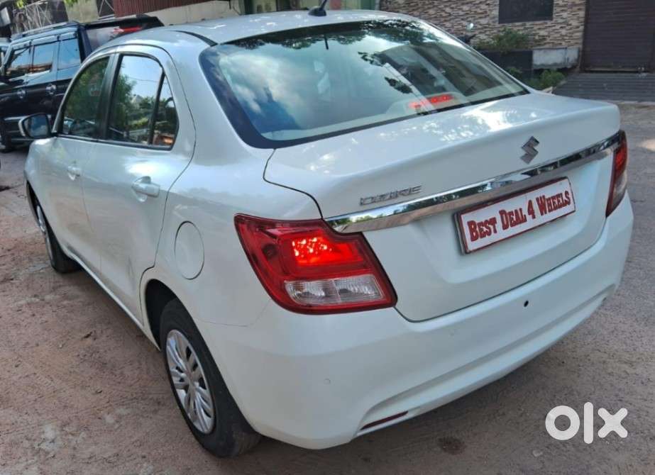 Maruti Suzuki Dzire 1.2 Vxi Amt, 2021, Petrol