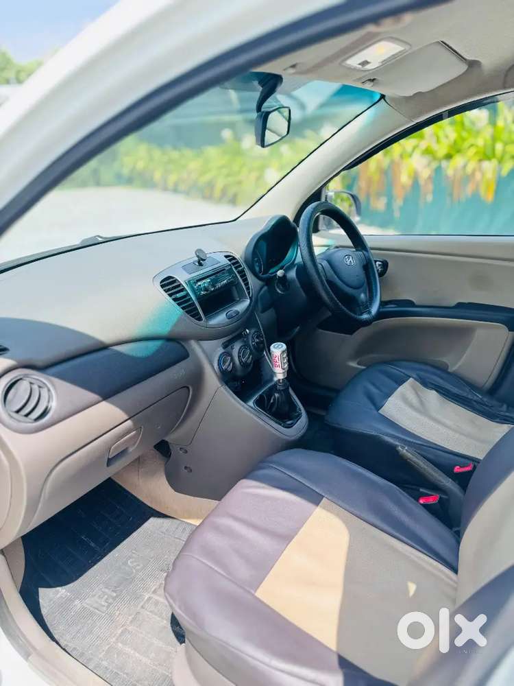 Hyundai I10 2012 (last) Family Using