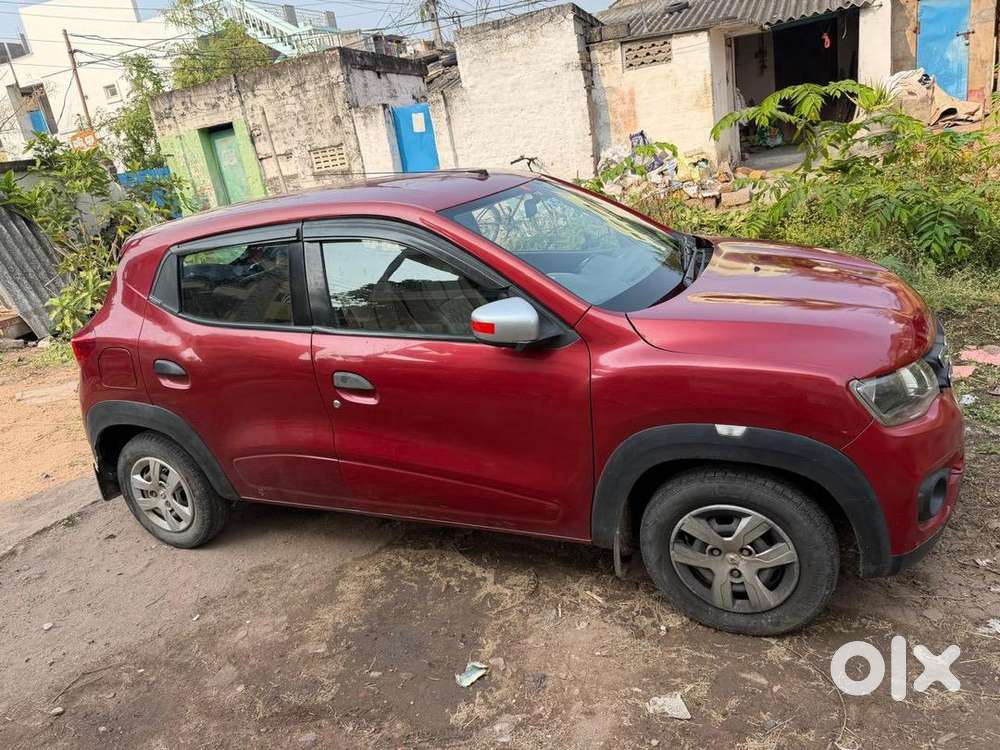 Renault Petrol Car 2017