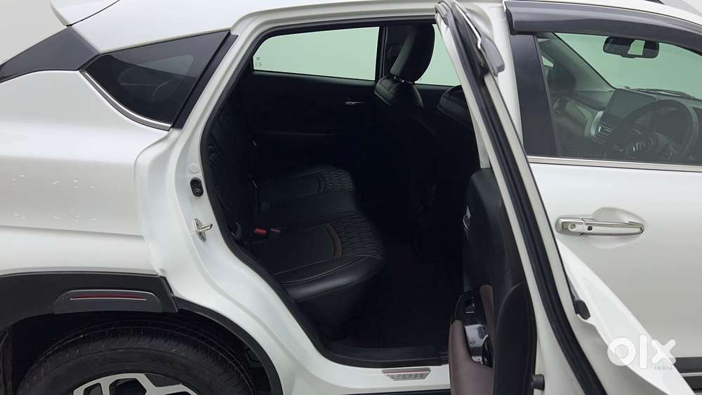 Maruti Suzuki Fronx Alpha 1.0l Turbo Mt, 2025, Petrol