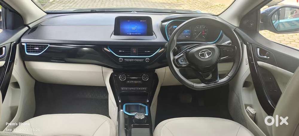 Tata Nexon Ev Xz Plus Lux (sunroof)