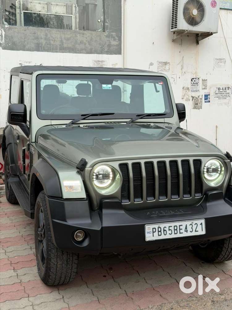 Mahindra Petrol Manual 2023 Car