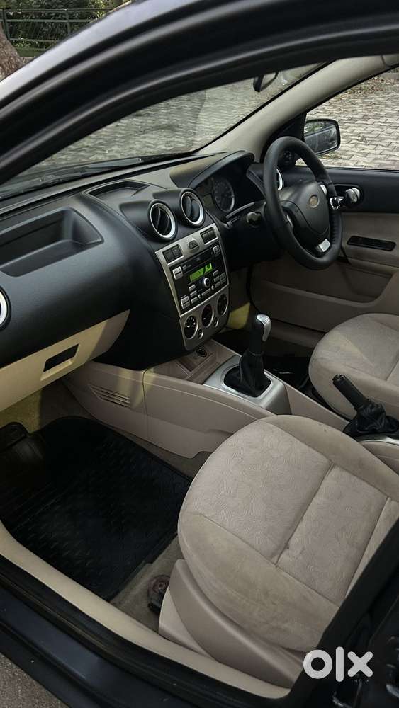Ford Fiesta Classic 1.6 Duratec Titanium, 2010, Petrol