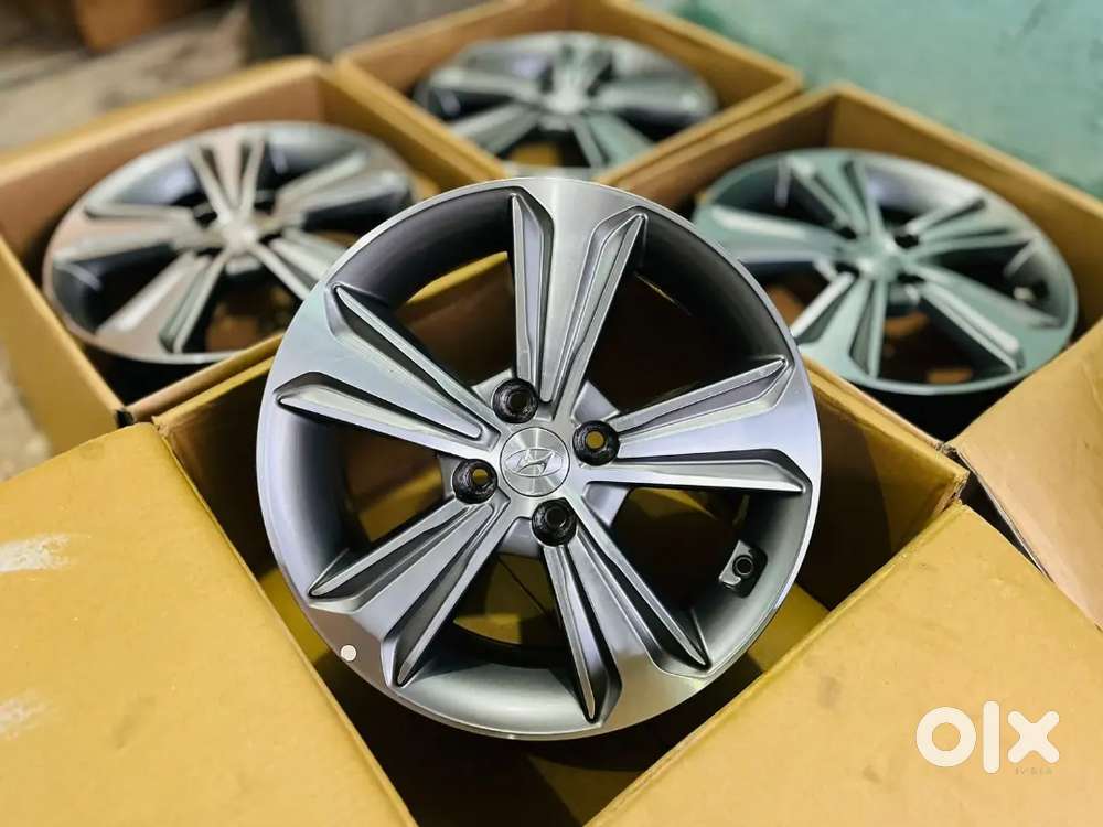 16÷inch Verna Fluidic Diamond Design OEM Alloy wheels set of 4 Spare