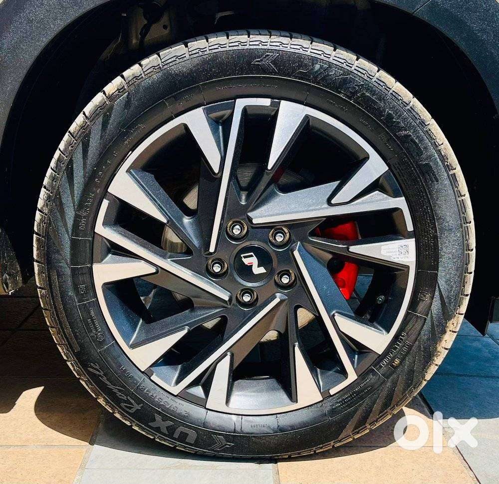 Hyundai Creta Sx (o) 1.5 Petrol Cvt Knight, 2024, Petrol