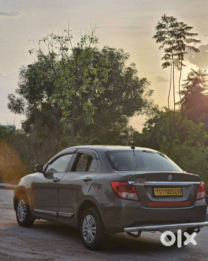Maruti Suzuki Dzire 1.2 Vxi, 2023, Petrol