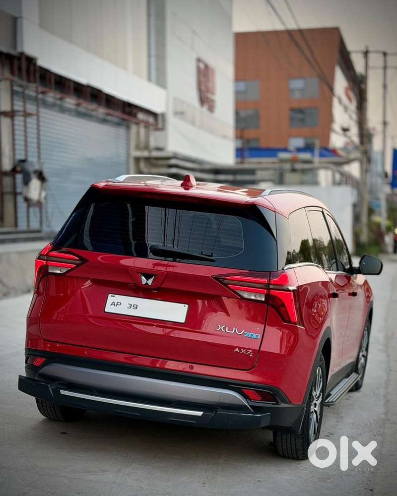 Mahindra Xuv700 2023 Diesel Well Maintained