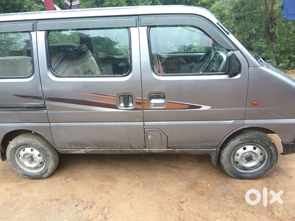 Maruti Suzuki Eeco Smiles 2018