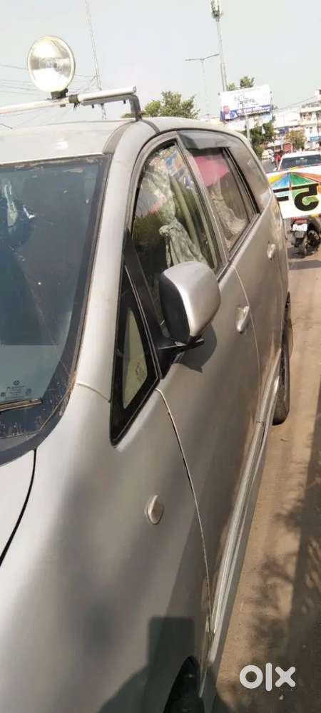 Toyota Innova 2013 Diesel 125000 Km Driven