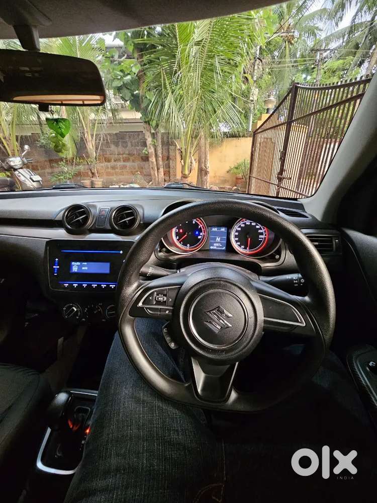 Maruti Suzuki Swift 2022 Petrol 18300 Km Driven
