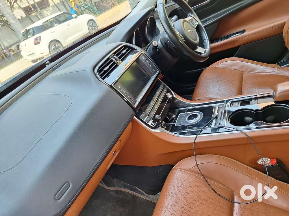 Jaguar Xe 2016 Petrol Well Maintained