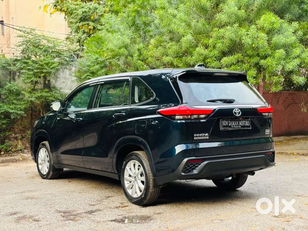 Toyota Innova Hycross 2.0 Vx Hybrid 7 Str, 2025, Petrol