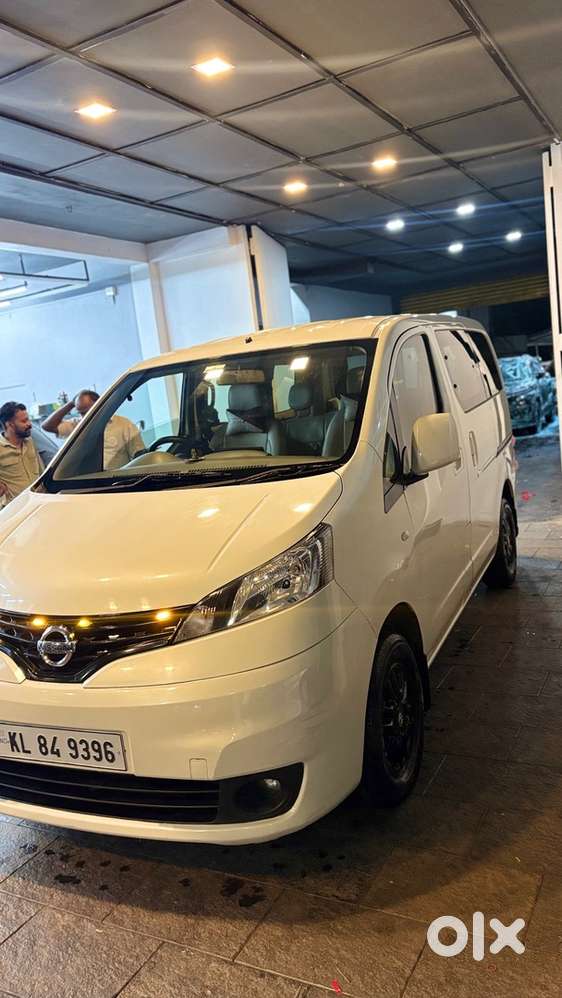 Nissan Evalia Diesel 2013 Year