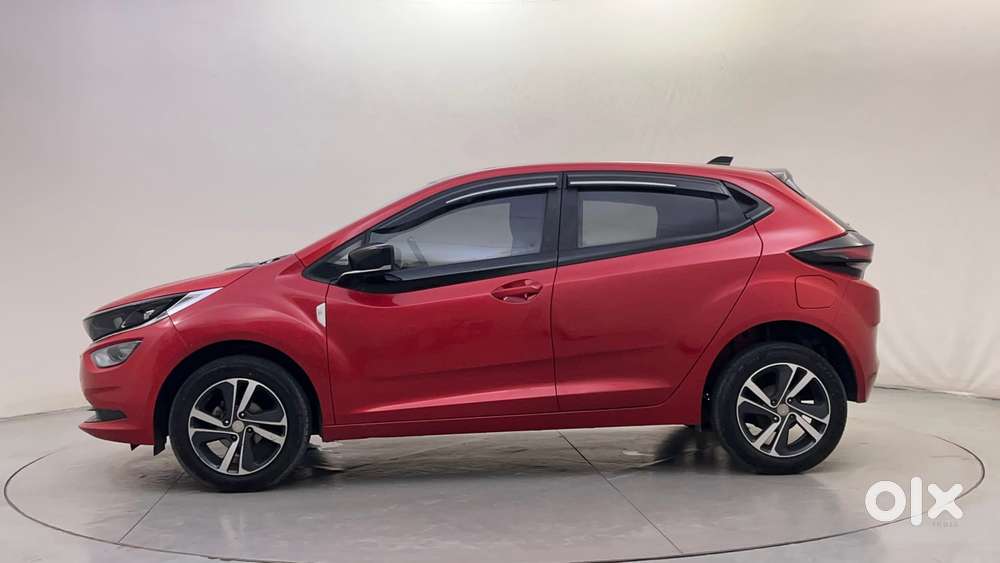 Tata Altroz Xz Plus (s), 2023, Petrol