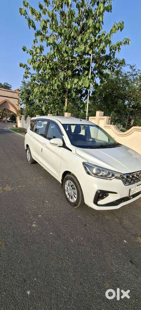 Maruti Suzuki Ertiga 1.4 Vxi Cng Anniversary Edition, 2023, Cng & Hy..