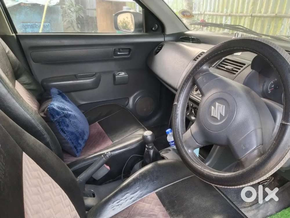 Maruti Suzuki Swift 2009 Petrol 70100 Km Driven
