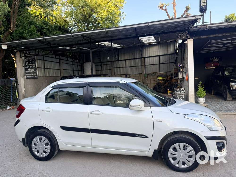 Maruti Suzuki Swift Dzire Amt Vdi, 2015, Petrol