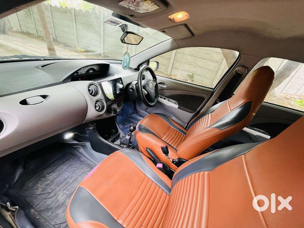 Toyota Etios, 2011, Petrol