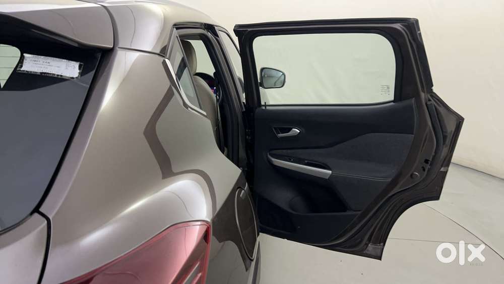 Nissan Magnite 1.0 Xv Premium Turbo, 2024, Petrol