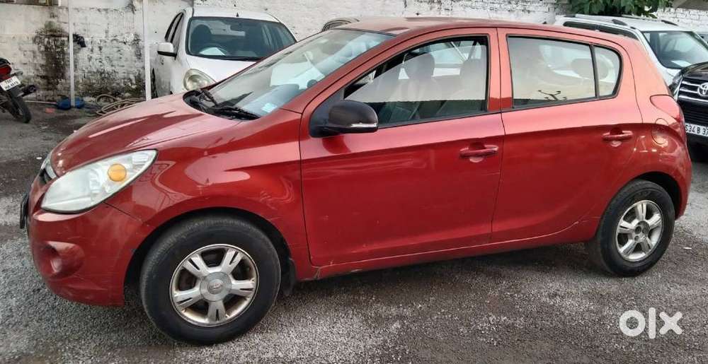 Hyundai I20 2010-2012 1.2 Sportz, 2011, Diesel