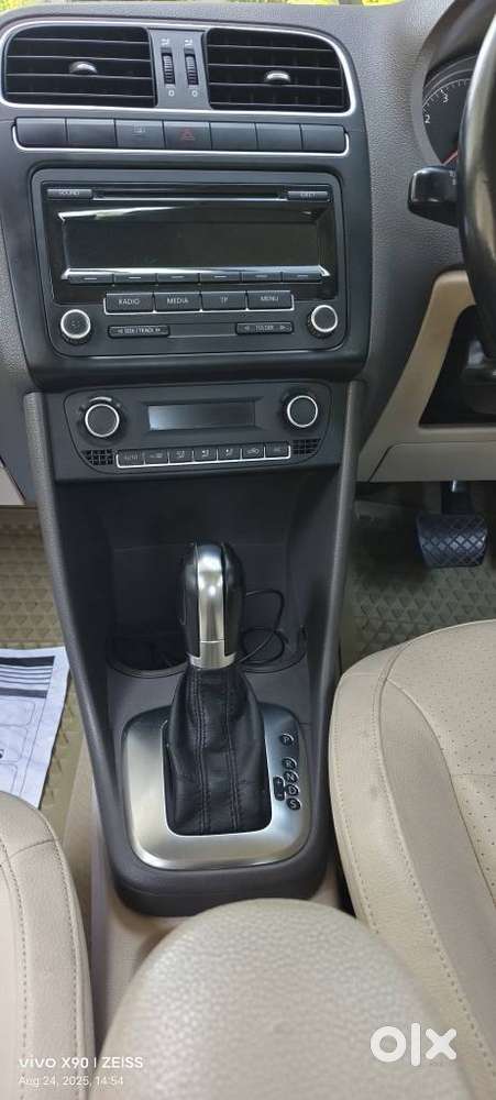 Volkswagen Vento 1.6 Highline Plus 16 Alloy, 2013, Petrol