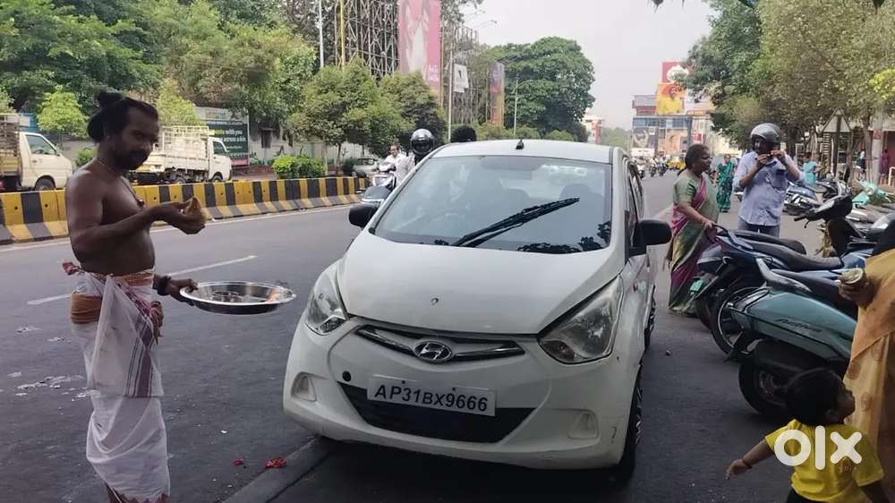 Hyundai Dlite + Good Condition Insurance Rc All Papers Available