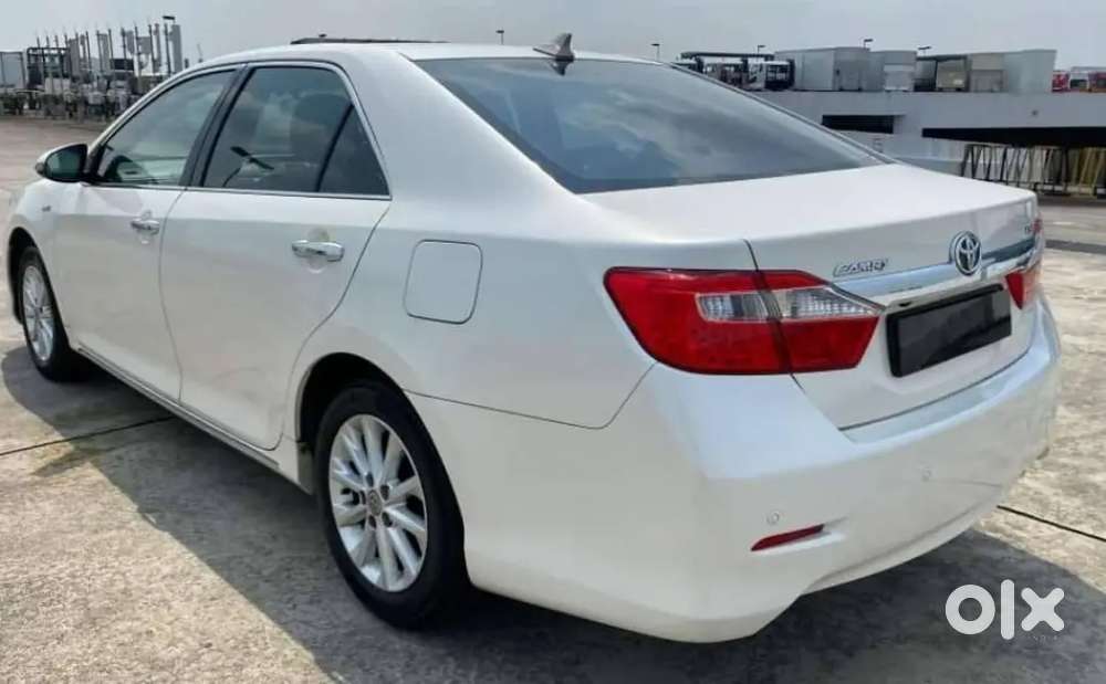 Toyota Camry 2014 Petrol Well Maintained