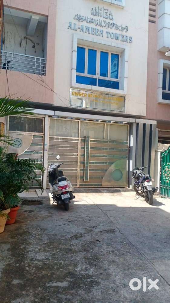 4150 SQ.FT, FLAT FOR SALE, KHADERBAGH, HYDERABAD TELANGANA. For Sale