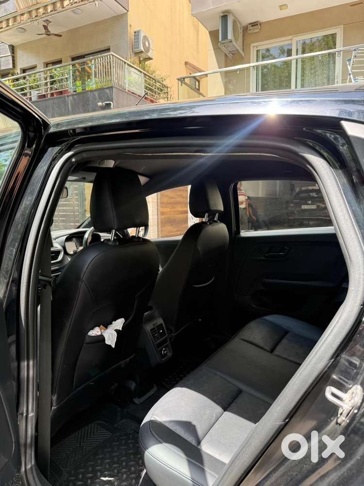 Tata Automatic Petrol 2022 Car