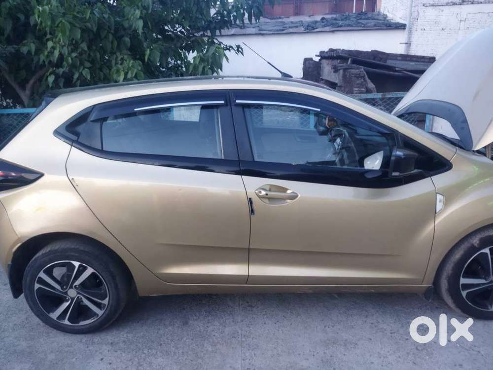 Tata Altroz 2022 Petrol Well Maintained