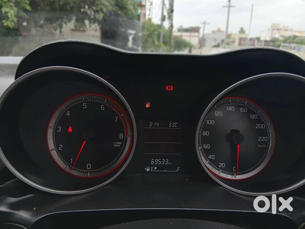 Maruti Suzuki Swift Zxi Plus, 2018, Petrol