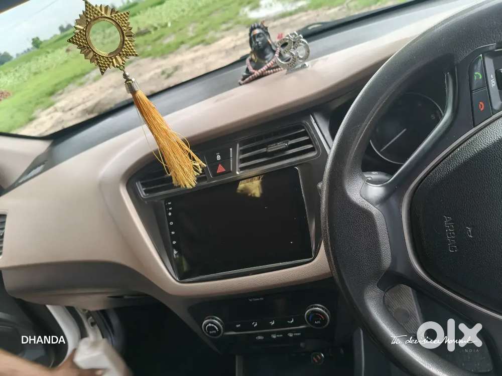 Hyundai New I20 2015 Diesel 150000 Km Driven