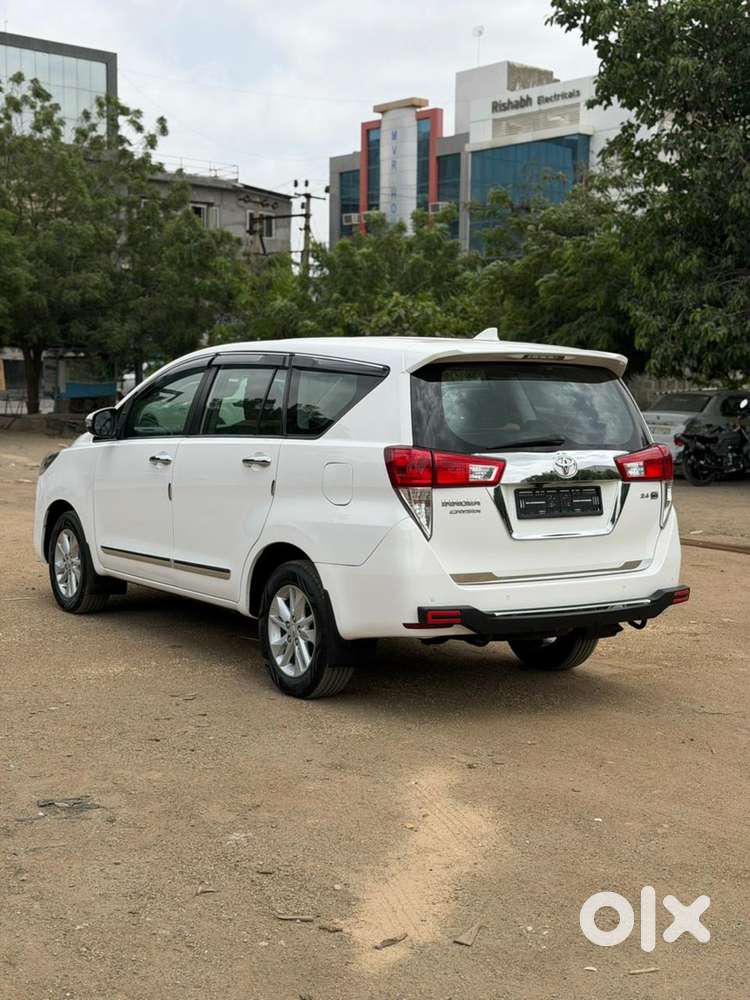 Toyota Innova Crysta 2020