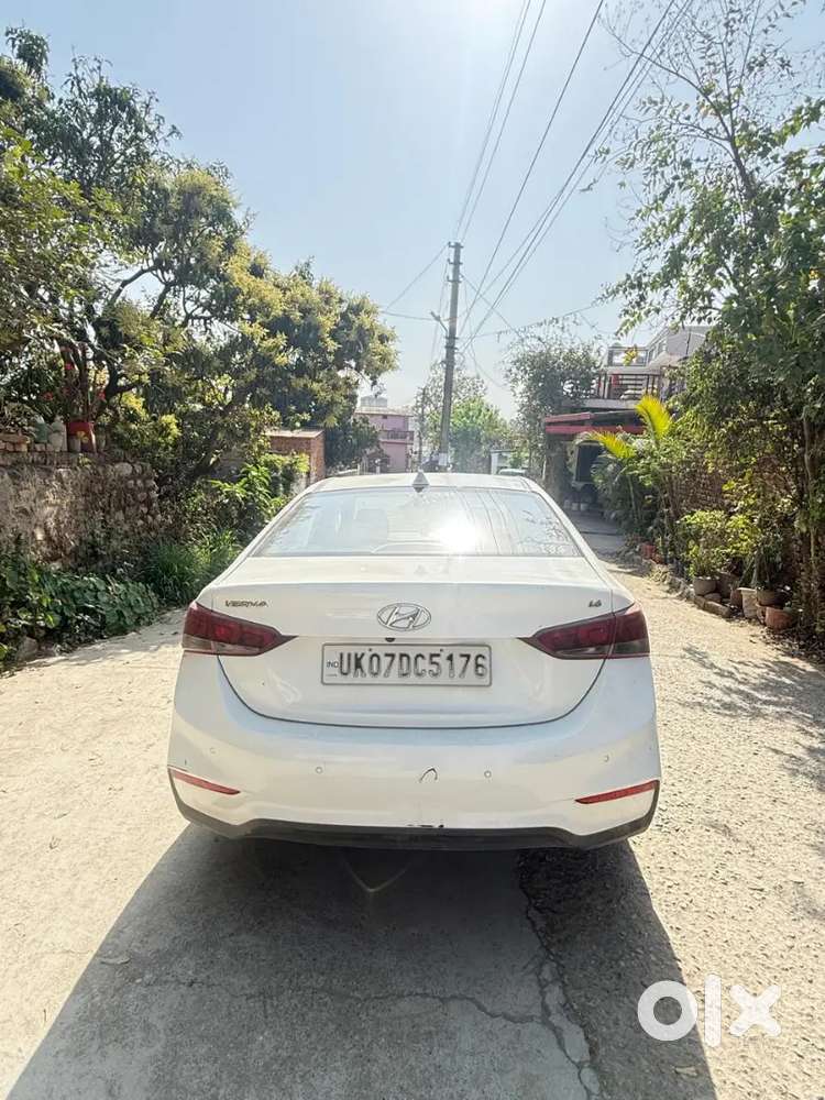 Hyundai Verna 2018 Petrol 95000 Km Driven