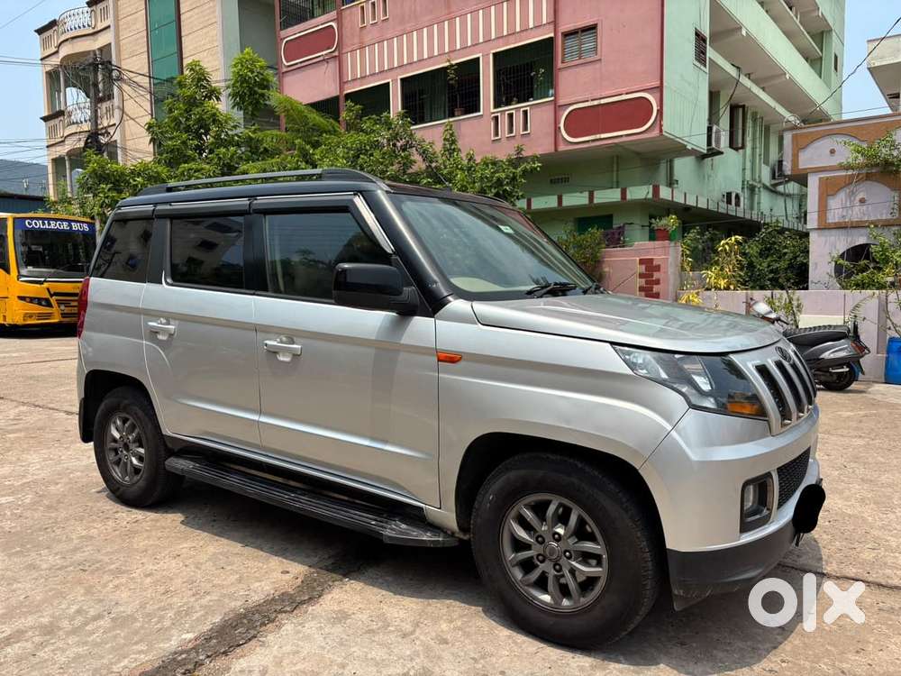 Mahindra Tuv 300 T10, 2018, Diesel
