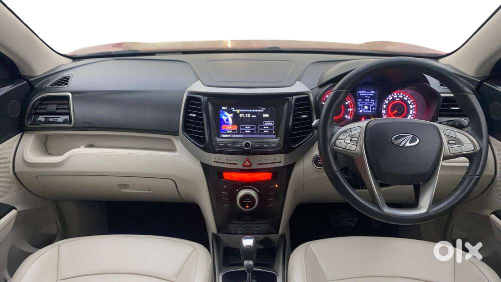Mahindra Xuv300 1.2 W8 (o) Amt Petrol, 2021, Petrol