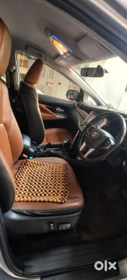 Toyota Innova Crysta 2.8 Z, 2016, Diesel