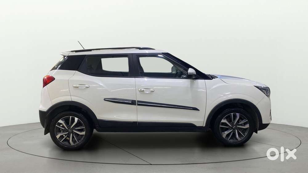 Mahindra Xuv300 W8 Option, 2020, Petrol