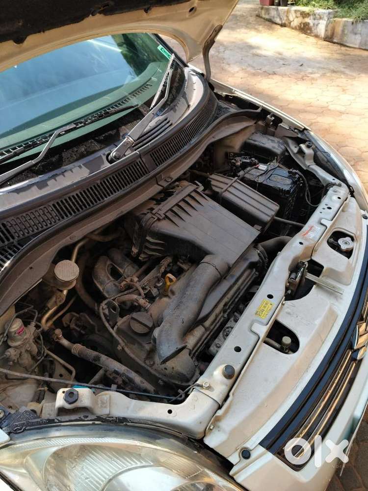 Maruti Suzuki Swift Dzire 2011