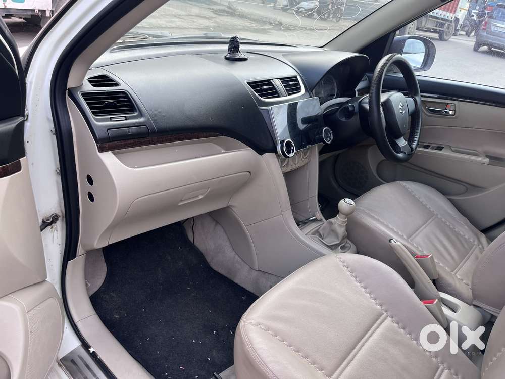 Maruti Suzuki Swift Dzire Vxi Optional, 2014, Petrol