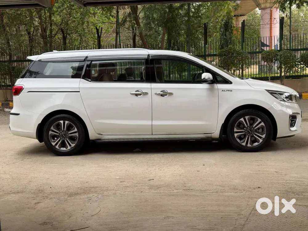 Kia Grand Carnival 2022 Diesel 41000 Km Driven