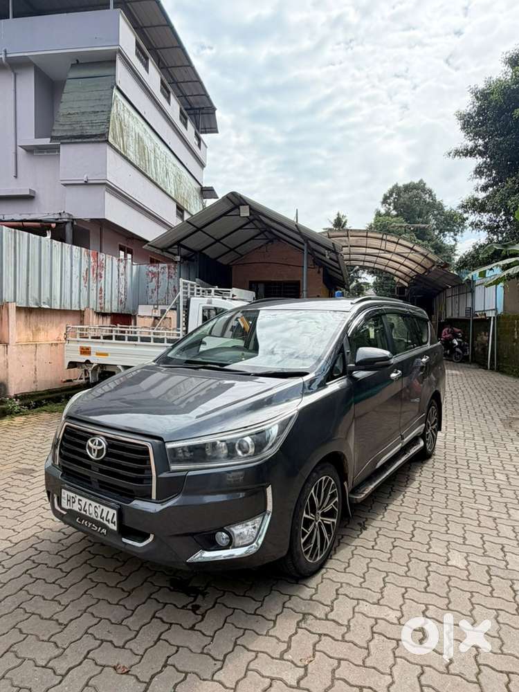 Toyota Innova Crysta 2019