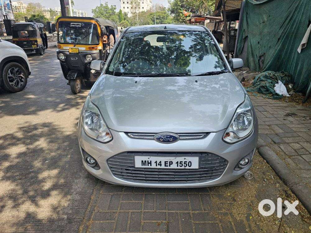 Ford Figo 2012-2015 Petrol Titanium, 2014, Petrol