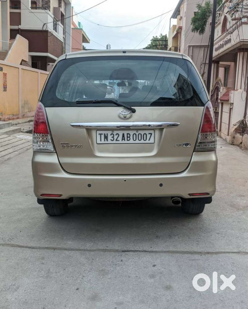 Toyota Innova 2.5 V 7 Str, 2010, Diesel